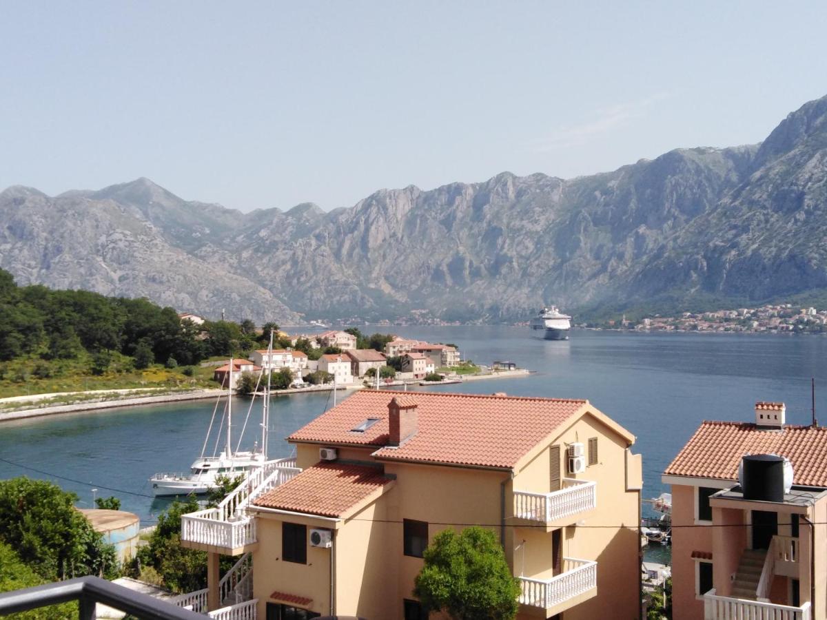 Apartmani Filip Kitic Kotor Buitenkant foto