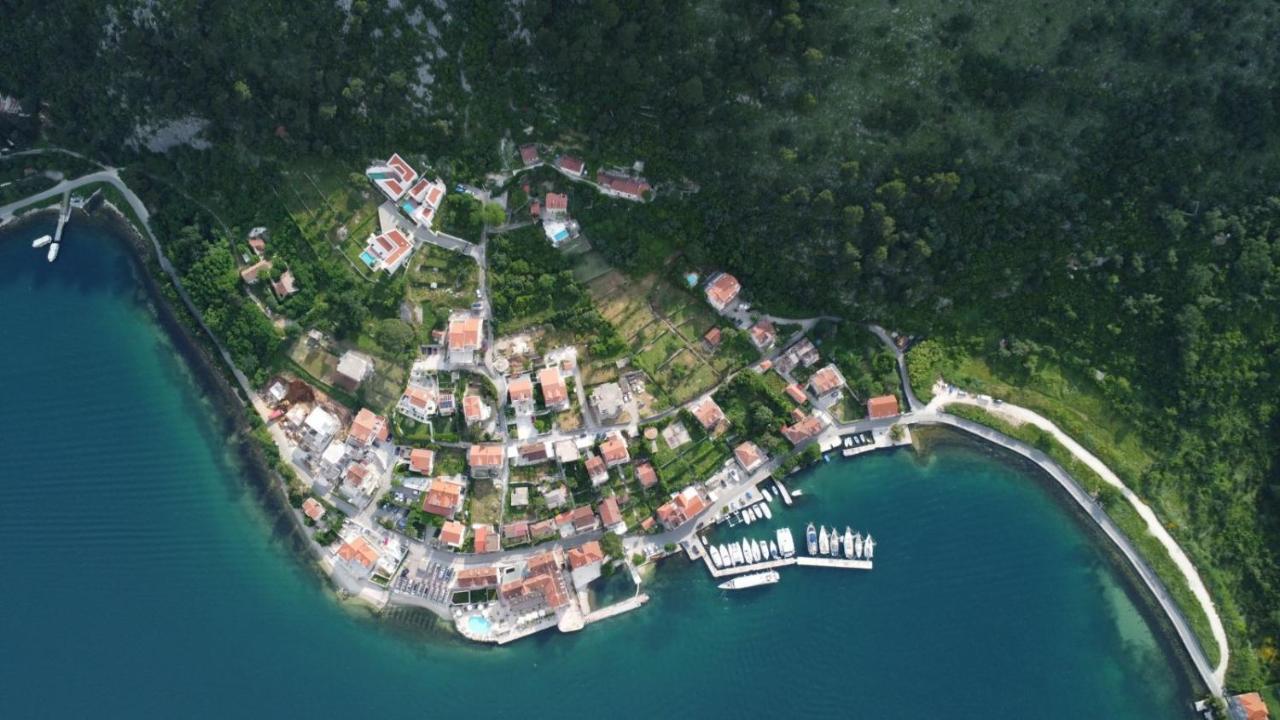 Apartmani Filip Kitic Kotor Buitenkant foto